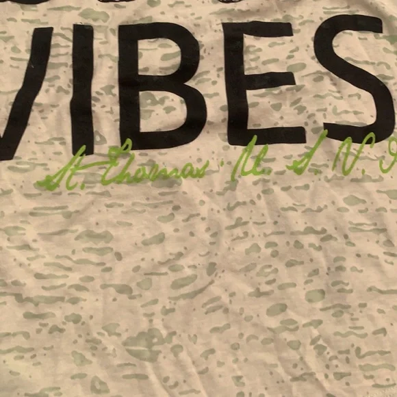 NWT Good Vibes Razorback tank. Size L - Picture 4 of 5